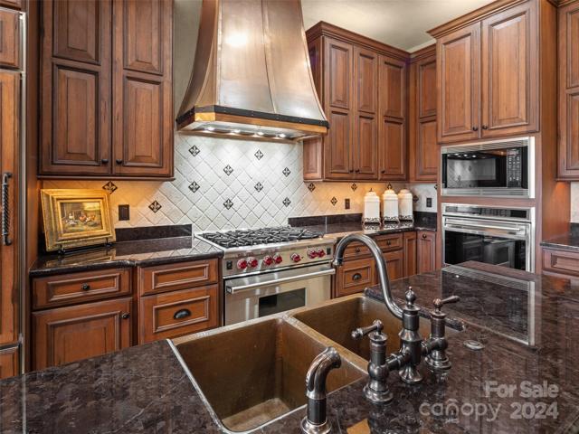 Gourmet Kitchen!
