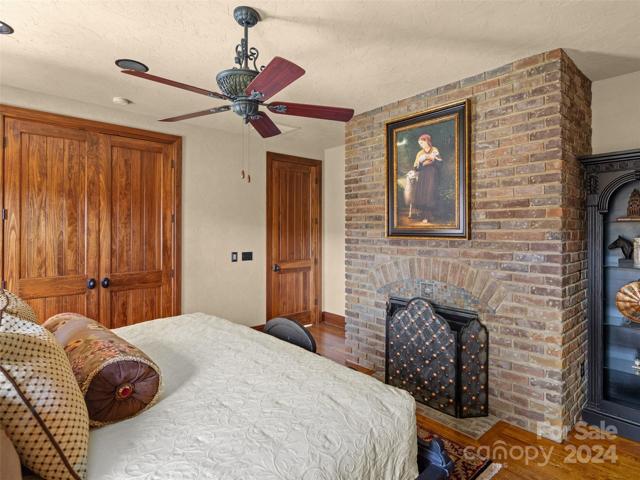 Upstairs Bedroom w/fireplace