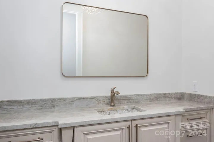 Over-sized powder room