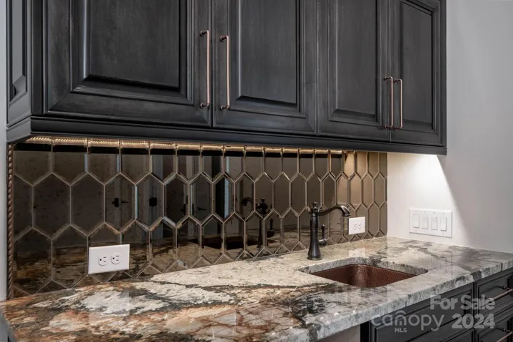Game room with wet bar