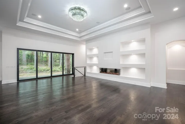 Great room with doors to the lanai