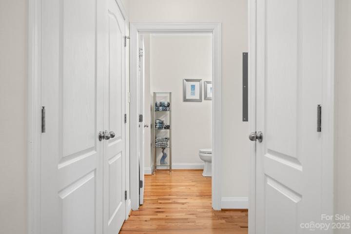 Split Bedroom floor plan with second full bathroom.