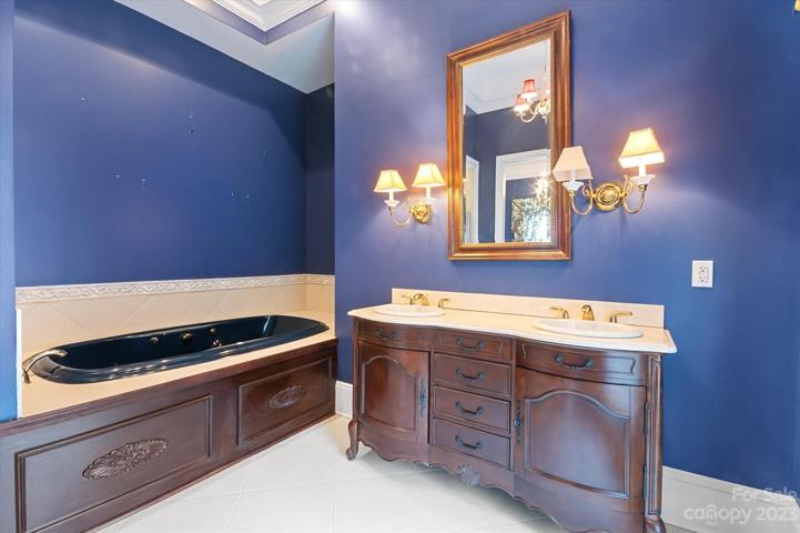 Blue Bedroom Ensuite Bath