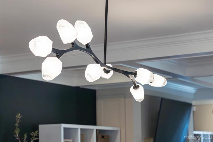 dining light fixture center piece