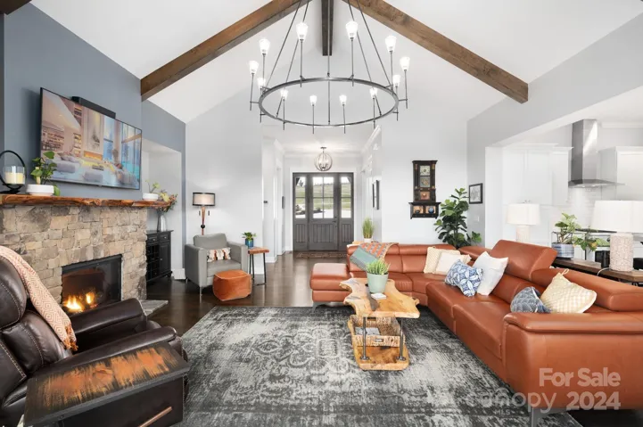 Vaulted Great Room Ceiling with Beams
