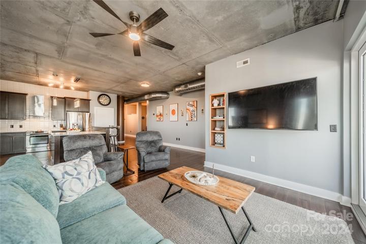 Built in make entertaining a breeze