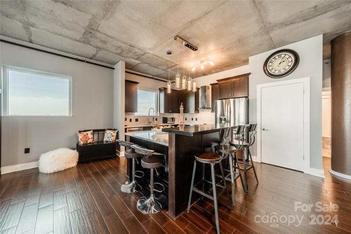 Gourmet kitchen with large quartz island