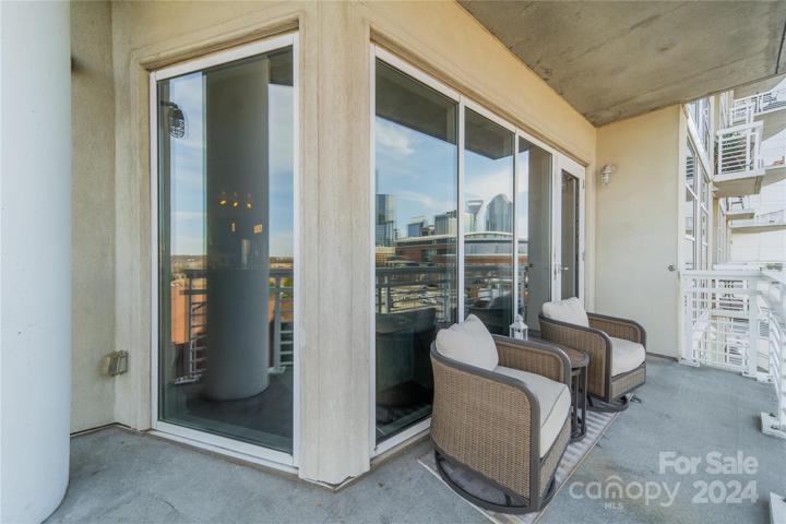 Wrap around balcony with 280 degree views