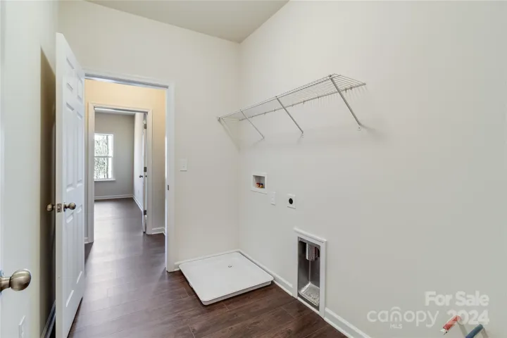 Laundry Main Floor