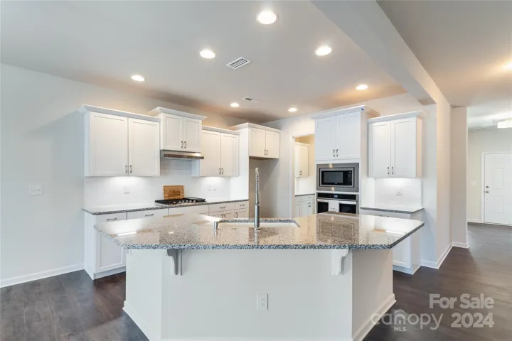 Open Kitchen