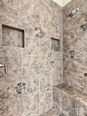 Stand up shower in the primary