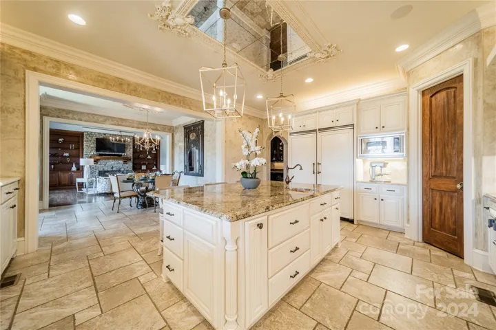 Kitchen/ oversized island for entertaining