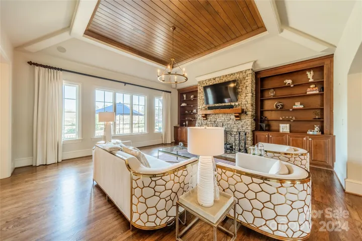 Great room w/ golf course view