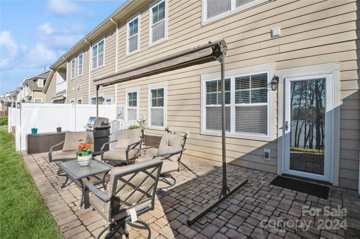 Oversized  patio for pivacy