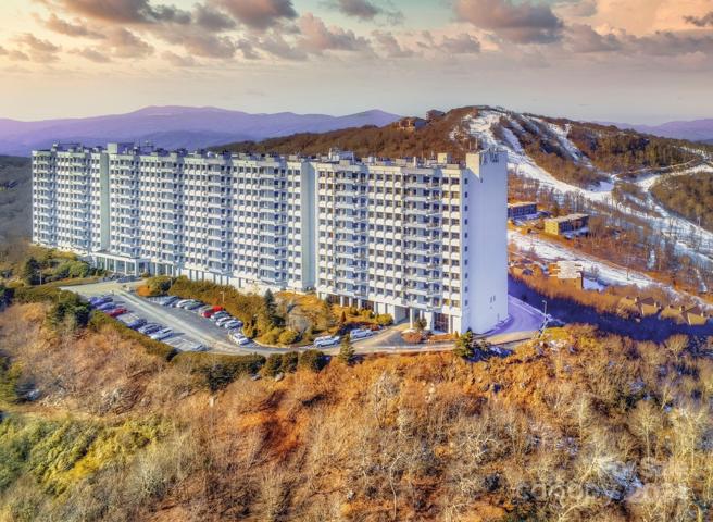 Aerial View of Sugar Top - an icon building!