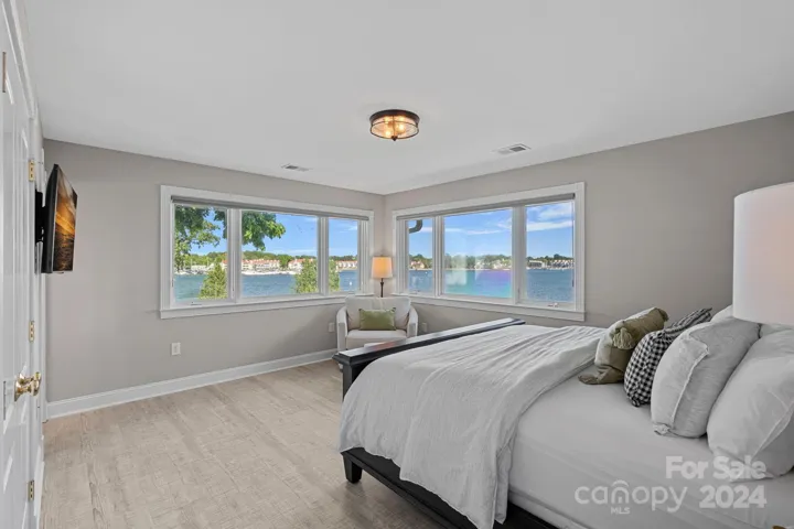 Upstairs bedroom with wide open lake views!