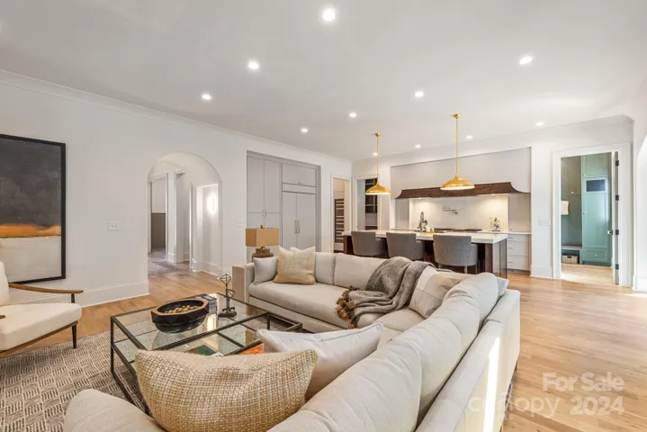 Open floor plan.  Doorway on the right is the Drop Zone leading out to the Porte Cachere and covered entrance.