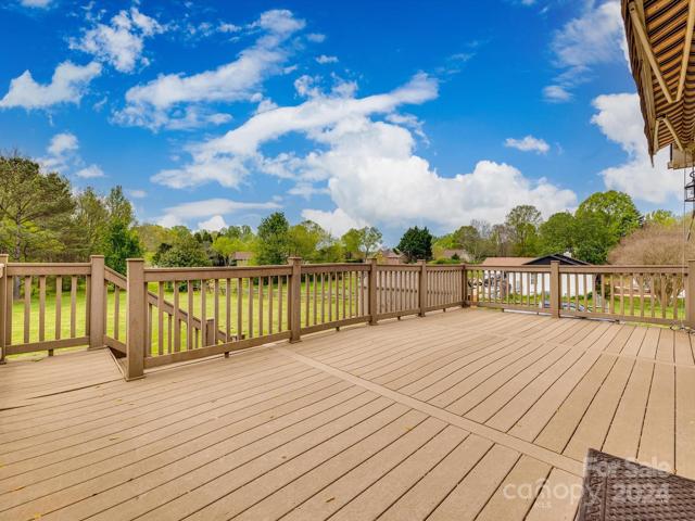 Great space of warm-weather entertaining or relaxing