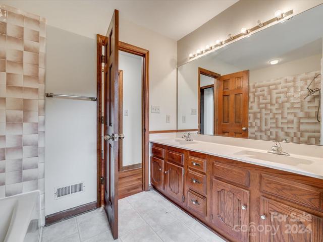 Primary suite bathroom