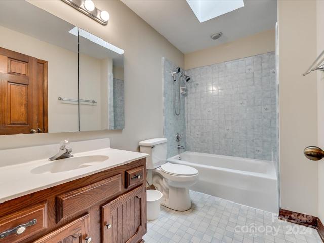 Second full bath