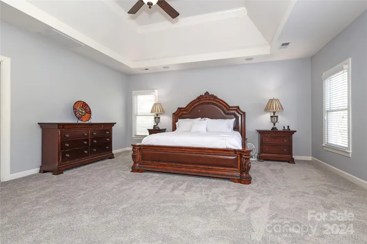 2nd Floor primary suite