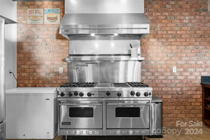 Viking commercial oven