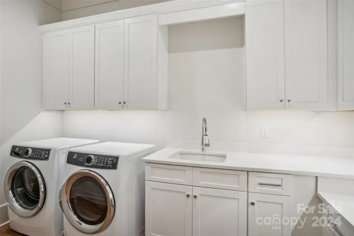 Laundry Room with Desk and large sink