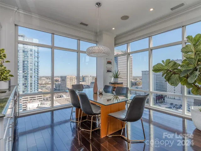 Dining room table