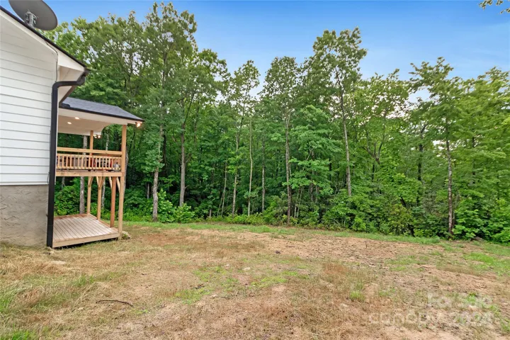 Private Lot/Side Elevation