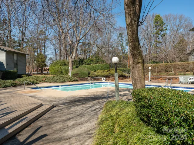 Community pool