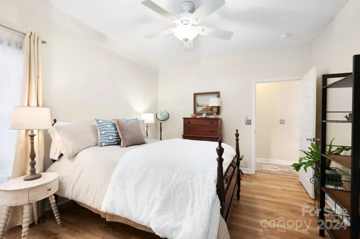 Large Second or Guest Bedroom