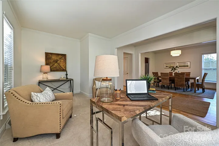 Living room/office