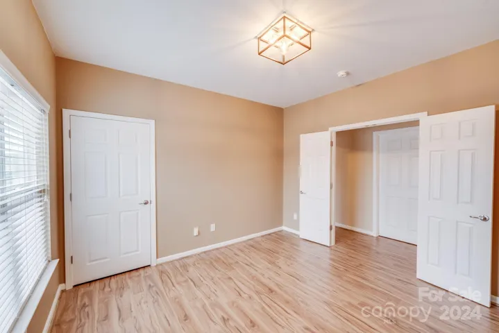 3rd bedroom or flex space/office