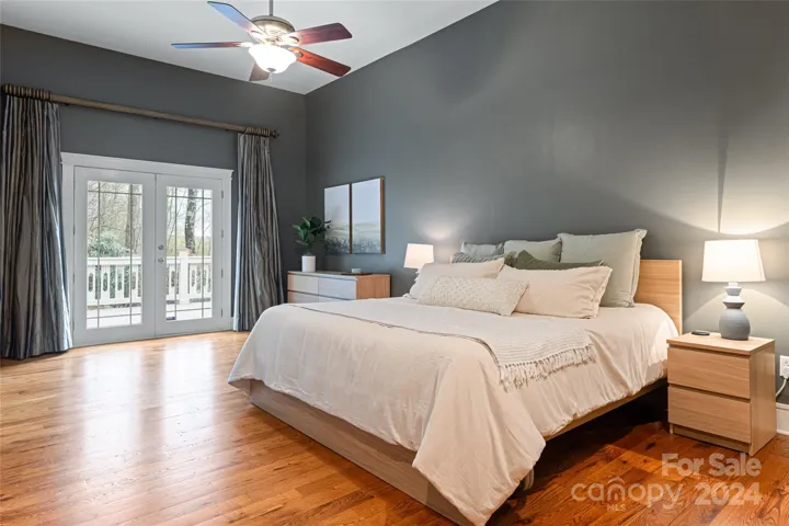 Large Primary suite on the main level