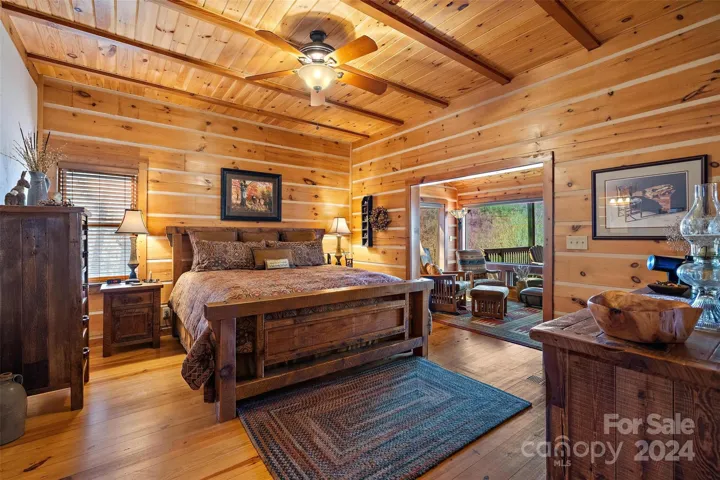 Primary suite