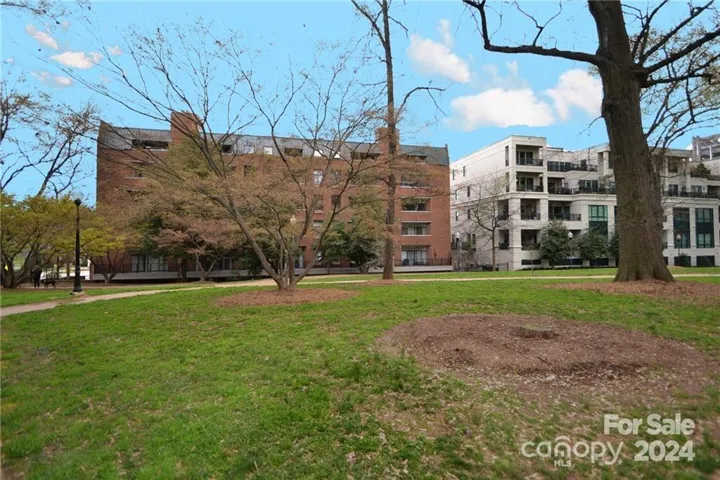 Parkside View of Churchill