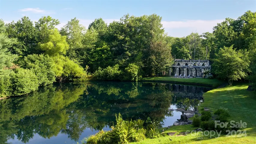 lower contemplative lake pavilion