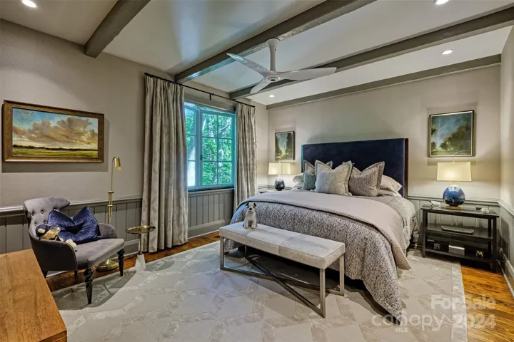 guest lodge main floor bedroom