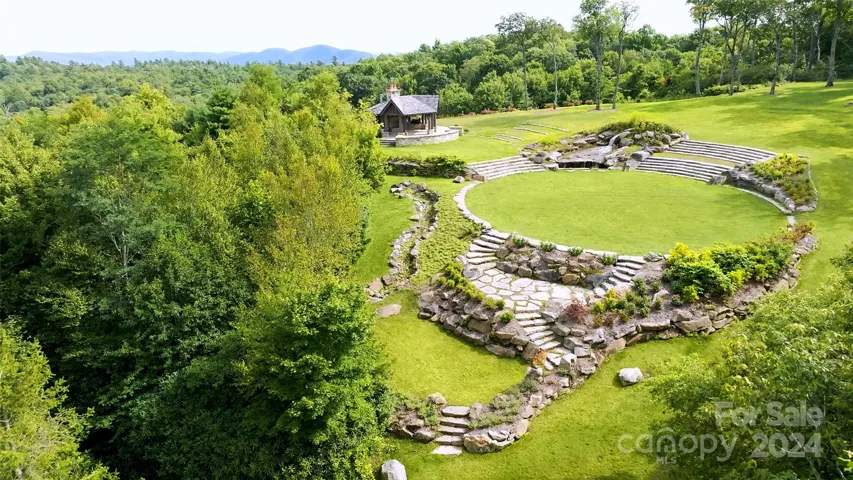 ampitheater-helipad