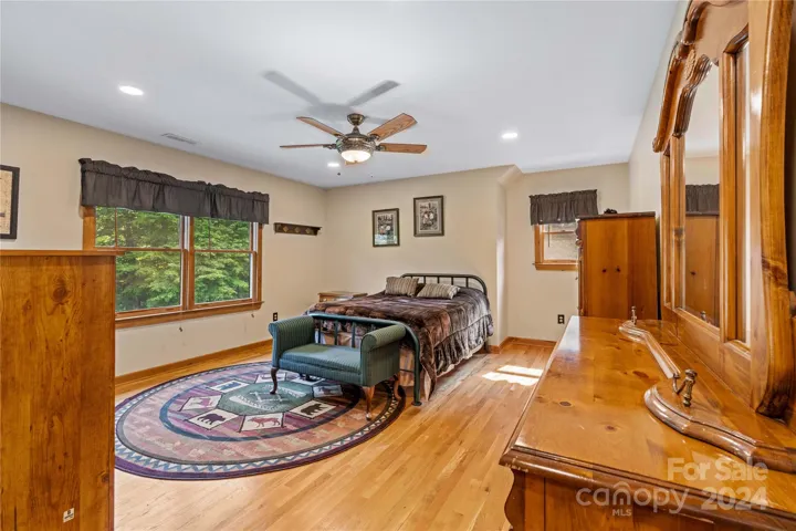 Upper Level-Bedroom #2