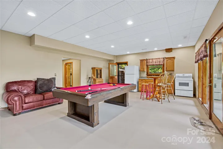 2nd Living Quarters-Living/Rec Room