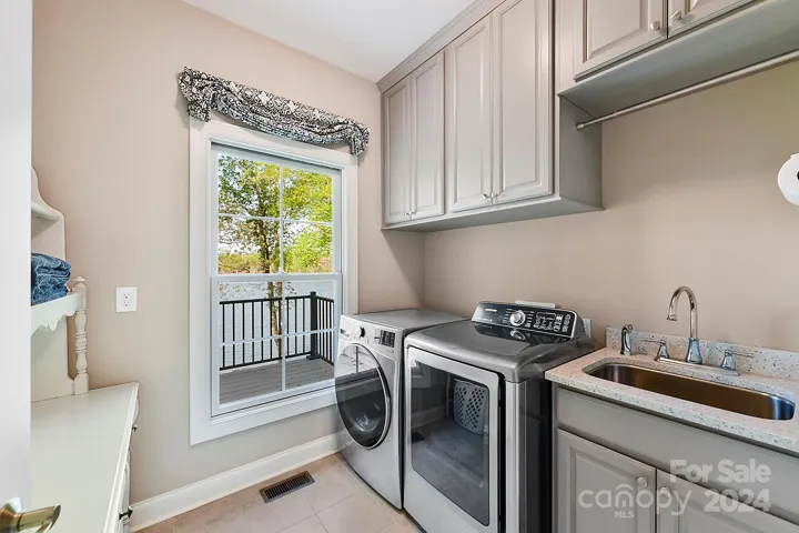 Laundry Room Main floor