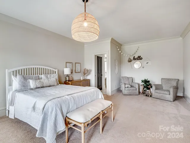 Secondary bedroom