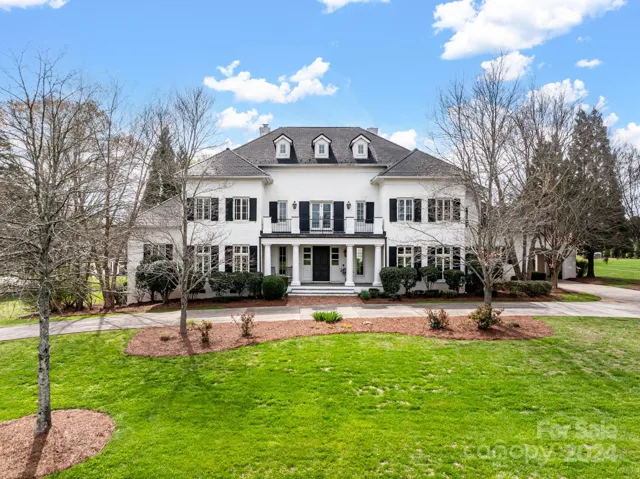 What a fabulous home in Arbor Oaks!