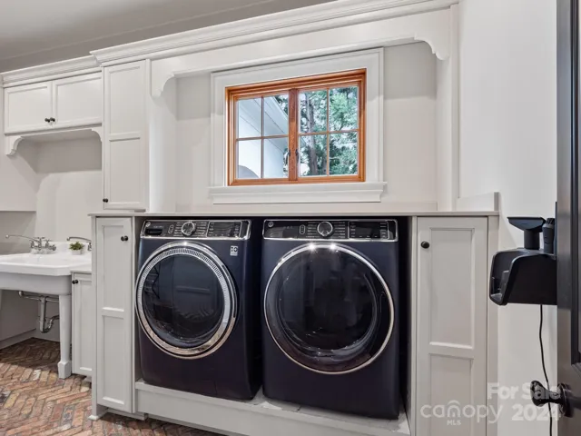 Unbeatable laundry area