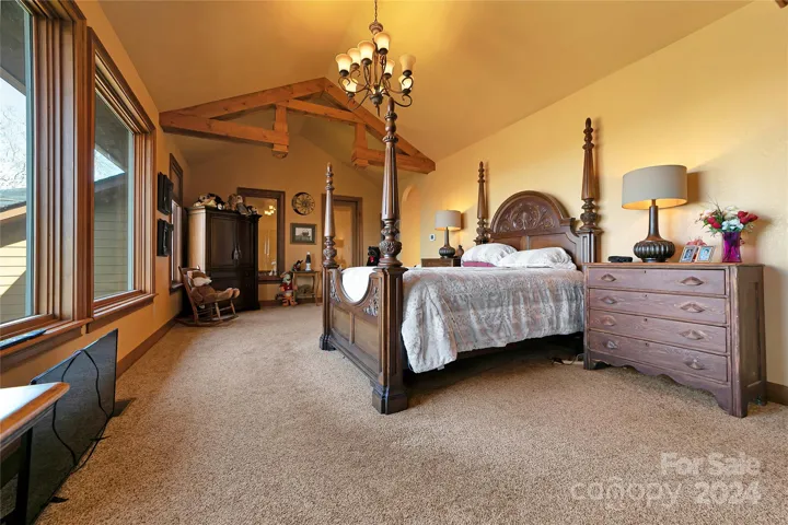 Massive Primary Suite