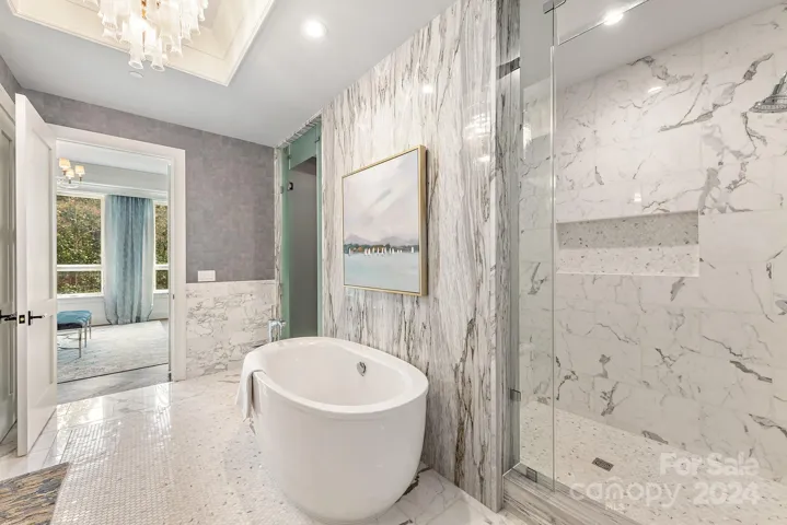All pictures are of the Model, units finishes and floor plans vary.
