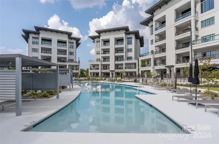 Zero entry resort style pool.