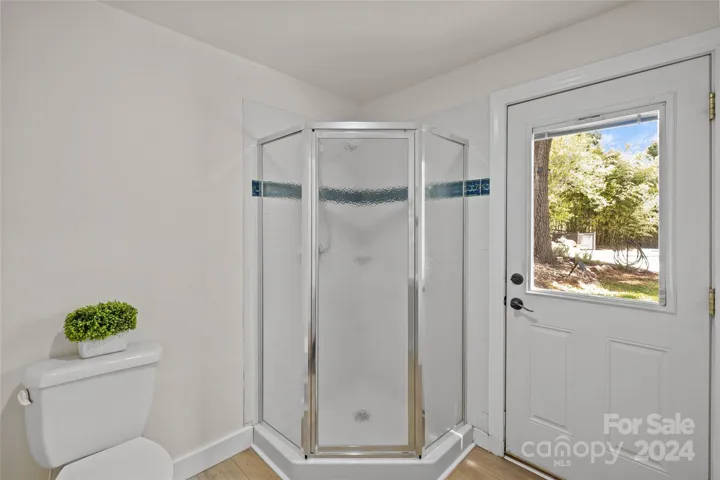 Pool/Guest House Bathroom