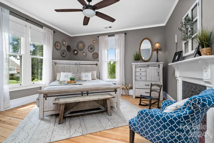 Upstairs guest room